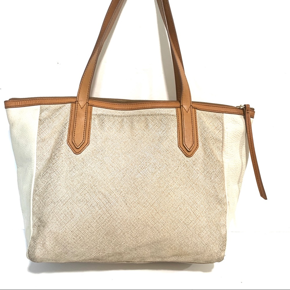 Fossil Sydney Shopper Colorblock Leather Neutral White Tan Top Zip Tote Bag